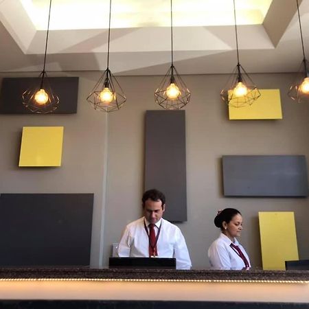 Princetel Palace Hotel لوندرينا المظهر الخارجي الصورة