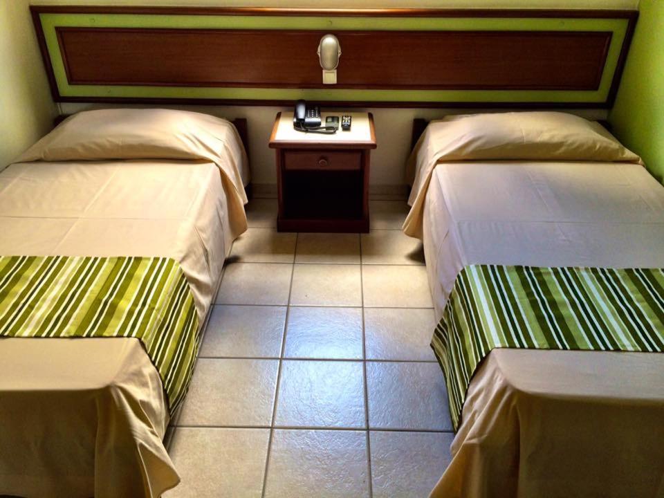 Princetel Palace Hotel لوندرينا المظهر الخارجي الصورة